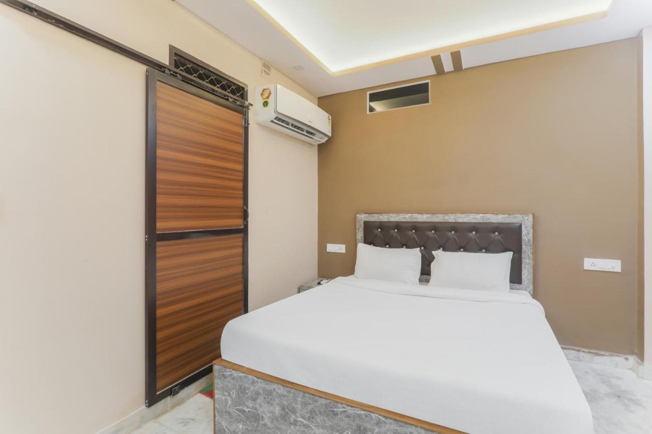 Oyo Tripureswari Guest House Puri Esterno foto