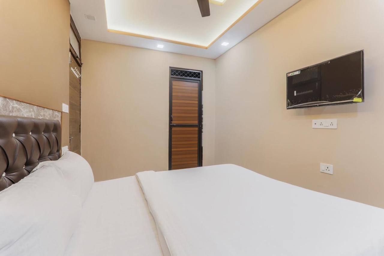 Oyo Tripureswari Guest House Puri Esterno foto